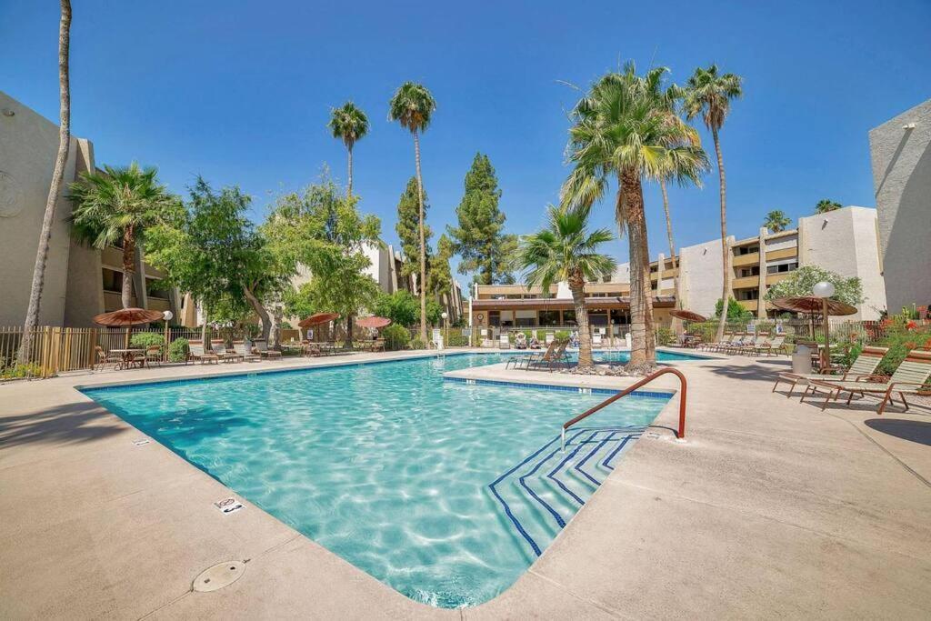 Walk To Old Town Scottsdale Apartment Exterior photo
